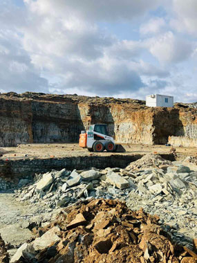 Εργασίες διαμόρφωσης οικοπέδου